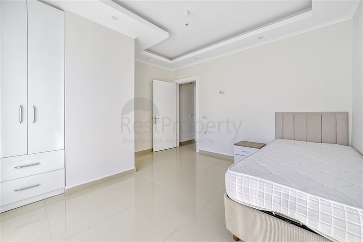 دوبلكس 3 + 1 مع حديقة خاصة في منطقة كستل