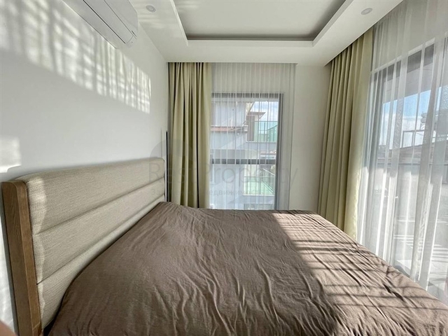 شقة 1+1 في وسط ألانيا في مبنى جديد