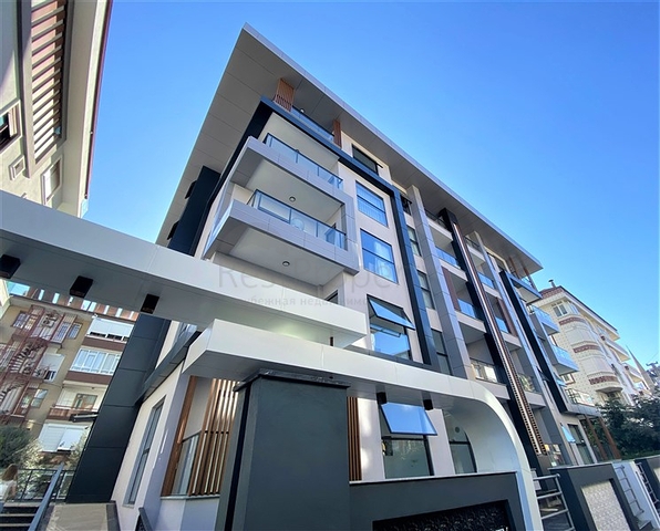 شقة 1+1 في وسط ألانيا في مبنى جديد