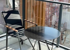 شقة 1+1 في وسط ألانيا في مبنى جديد