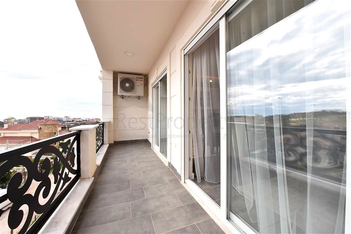 أوبا بنتهاوس مع منظر جميل