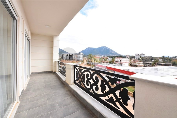 أوبا بنتهاوس مع منظر جميل