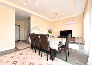 أوبا بنتهاوس مع منظر جميل