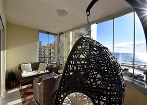 شقة كبيرة في السطر الأول