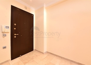 شقة كبيرة في السطر الأول