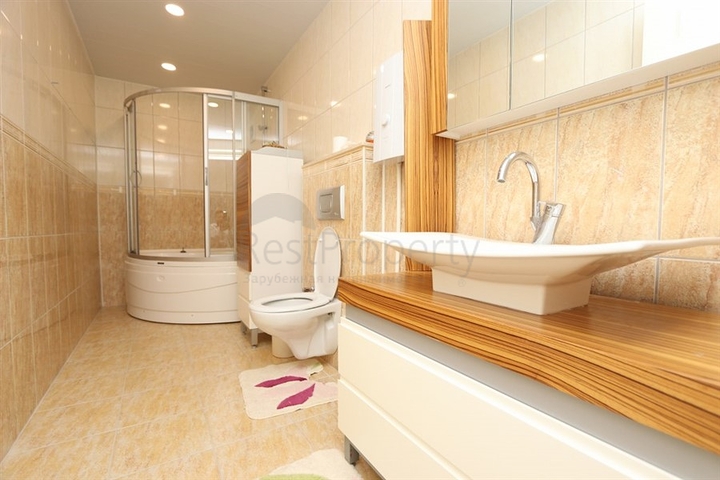 بنتهاوس 3 + 1 في منطقة كوناكلي على مسافة قريبة من البحر