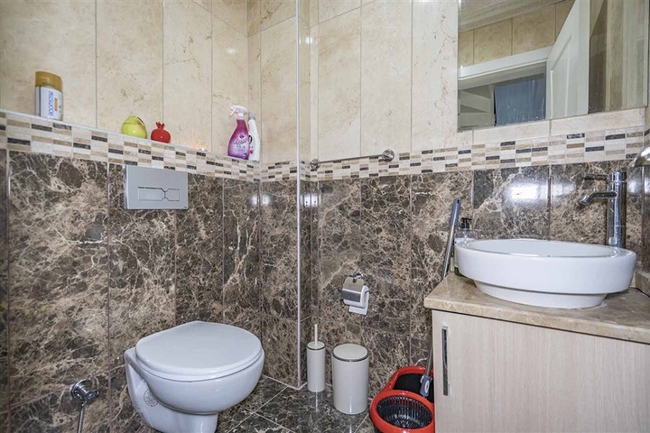 بنتهاوس واسع 2 + 1 من المالك في منطقة كيستيل