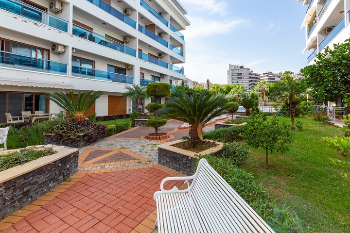 بنتهاوس واسع 2 + 1 من المالك في منطقة كيستيل