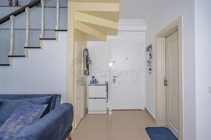 بنتهاوس واسع 2 + 1 من المالك في منطقة كيستيل