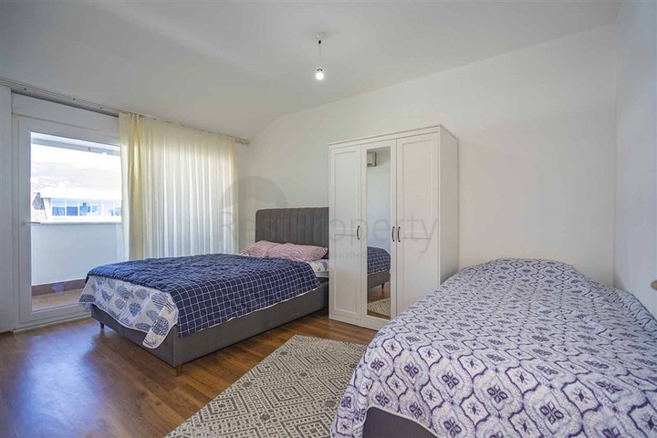 بنتهاوس واسع 2 + 1 من المالك في منطقة كيستيل