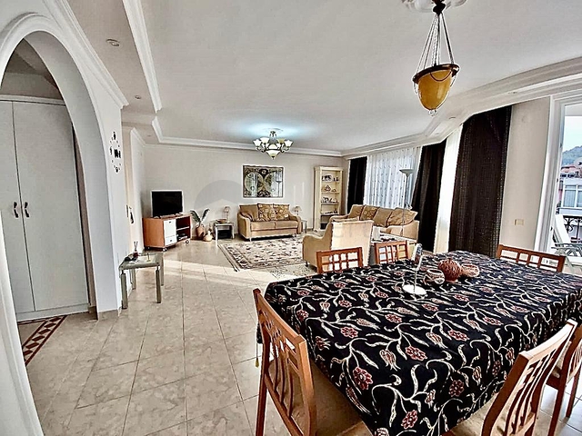 شقة في وسط ألانيا مع إمكانية الحصول على تصريح إقامة