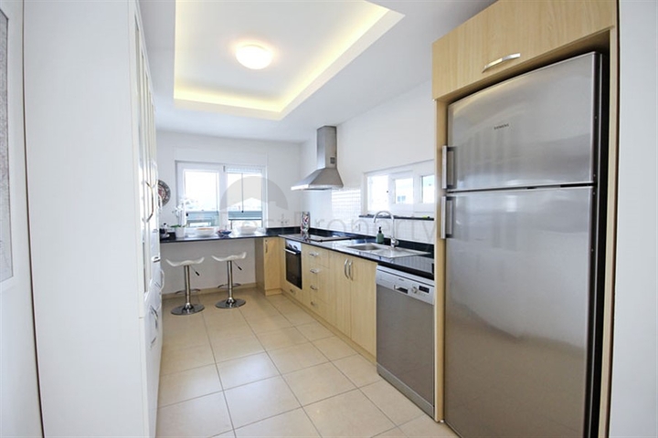 بنتهاوس واسع في محمودلار