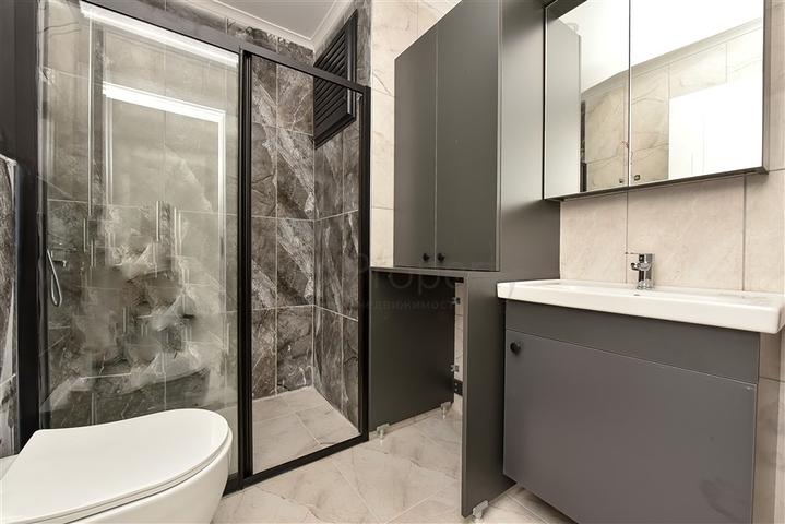 شقة 1+1 في منطقة مرموقة في أوبا