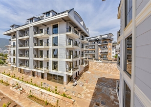 شقة 1+1 في منطقة مرموقة في أوبا