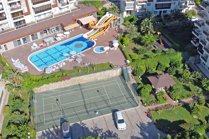 بنتهاوس واسع 3 + 1 750 متر من البحر في أفسلار