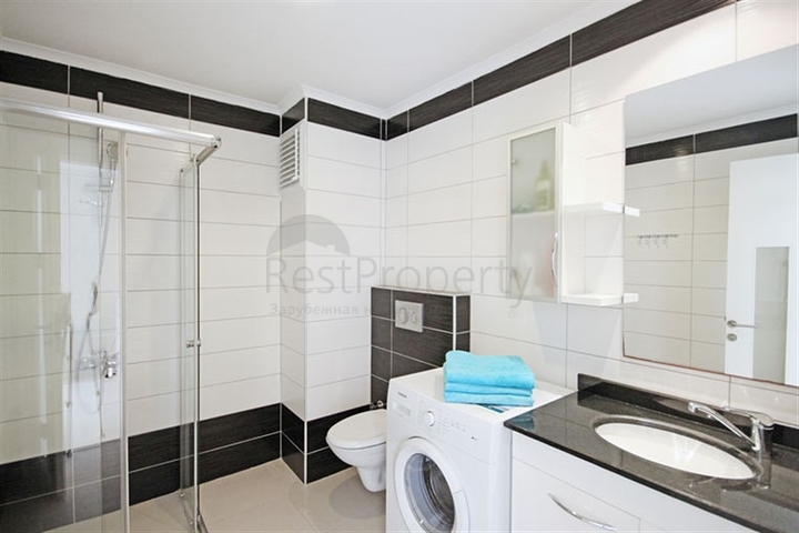 بنتهاوس واسع 3 + 1 750 متر من البحر في أفسلار