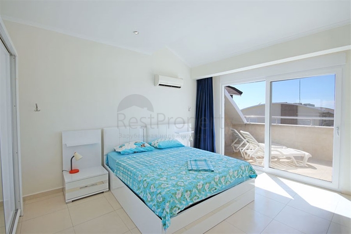 بنتهاوس واسع 3 + 1 750 متر من البحر في أفسلار