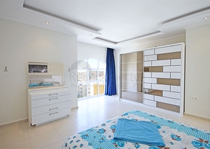 بنتهاوس واسع 3 + 1 750 متر من البحر في أفسلار