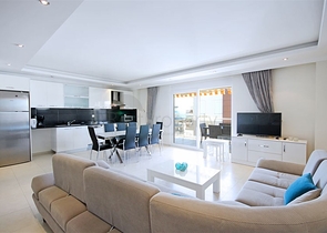 بنتهاوس واسع 3 + 1 750 متر من البحر في أفسلار