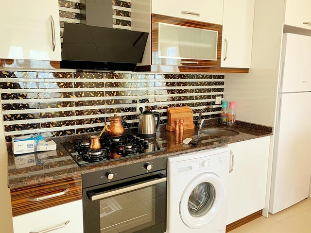 عرض بنتهاوس من المالك مع تخطيط 2 + 1 في منطقة محمودلار