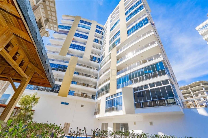 عرض بنتهاوس من المالك مع تخطيط 2 + 1 في منطقة محمودلار