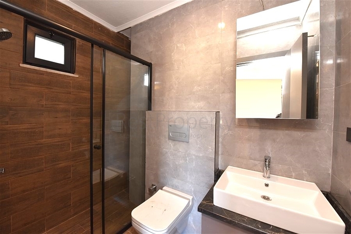 شقة فسيحة 3 + 1 لعائلة كبيرة في منطقة أوبا 