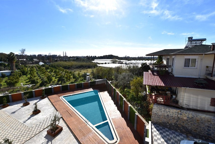 شقة فسيحة 3 + 1 لعائلة كبيرة في منطقة أوبا 