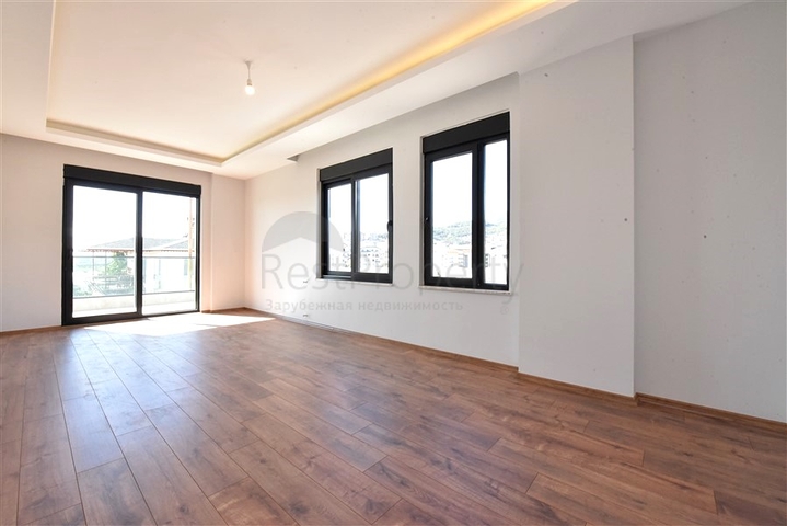 شقة فسيحة 3 + 1 لعائلة كبيرة في منطقة أوبا 