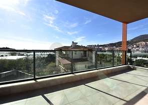 شقة فسيحة 3 + 1 لعائلة كبيرة في منطقة أوبا 