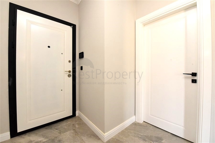 شقق واسعة في مجمع جديد