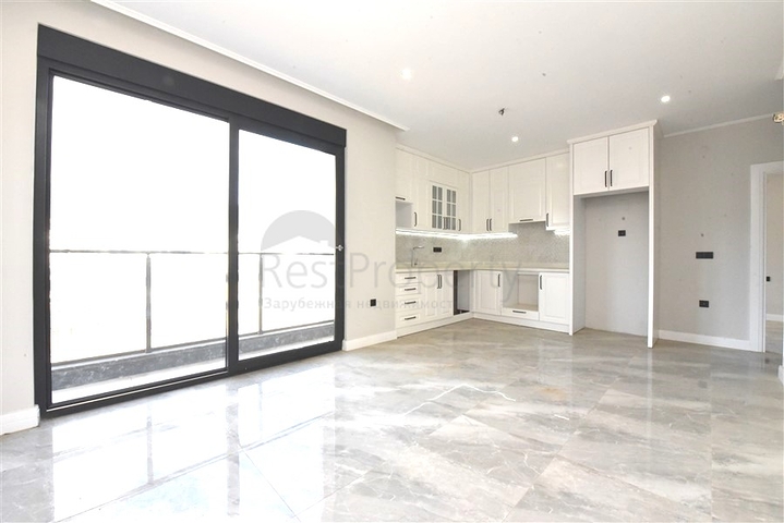 شقق واسعة في مجمع جديد