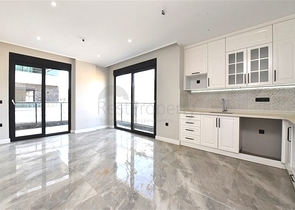 شقق واسعة في مجمع جديد