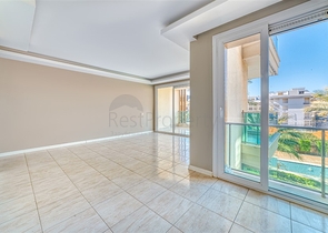 شقة فسيحة 2 + 1