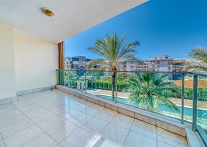 شقة فسيحة 2 + 1