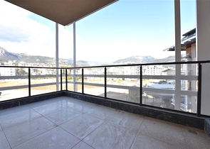 شقة 2 + 1 في منطقة أوبا