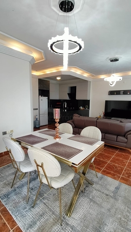 شقة مفروشة 2 + 1 مطلة على البحر في توسمورا