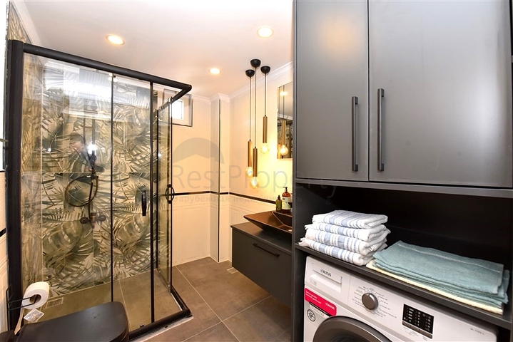 شقة 1+1 في وسط ألانيا