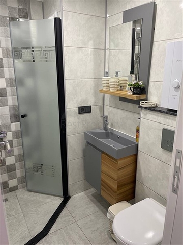 شقة في مبنى جديد على بعد 300 متر من البحر في وسط ألانيا