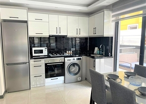 شقة في مبنى جديد على بعد 300 متر من البحر في وسط ألانيا