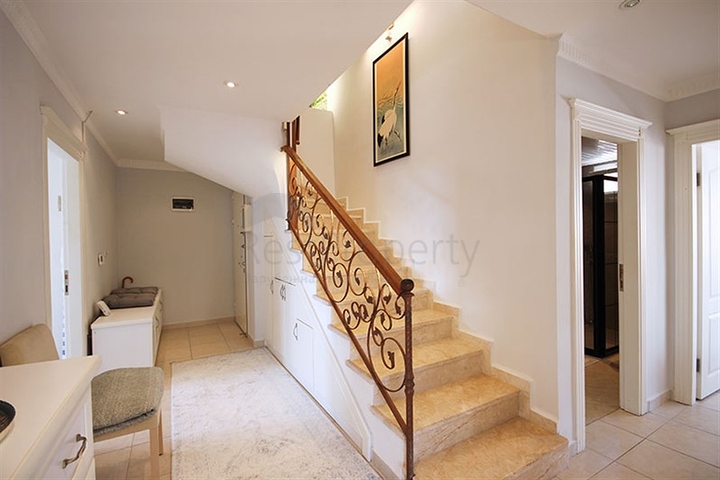 بنتهاوس مع إطلالة بانورامية في قلب ألانيا