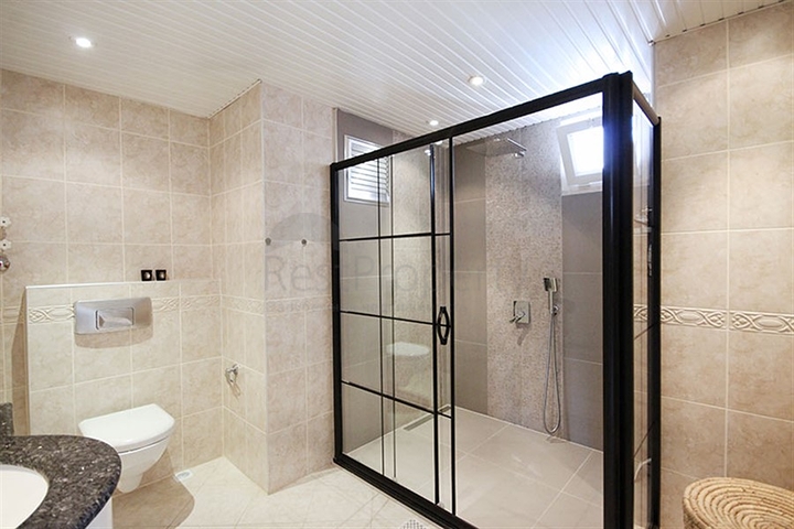 بنتهاوس مع إطلالة بانورامية في قلب ألانيا