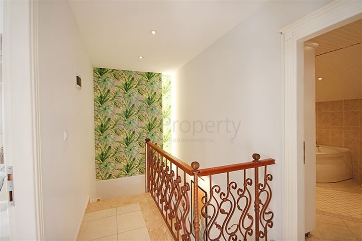 بنتهاوس مع إطلالة بانورامية في قلب ألانيا