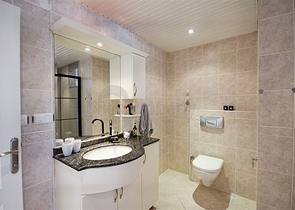 بنتهاوس مع إطلالة بانورامية في قلب ألانيا