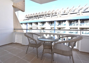 شقة 1+1 في منطقة توسمور 