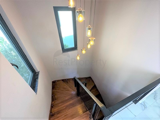 3 + 1 فيلا في مجمع فيلا شعبية في فندق كبير