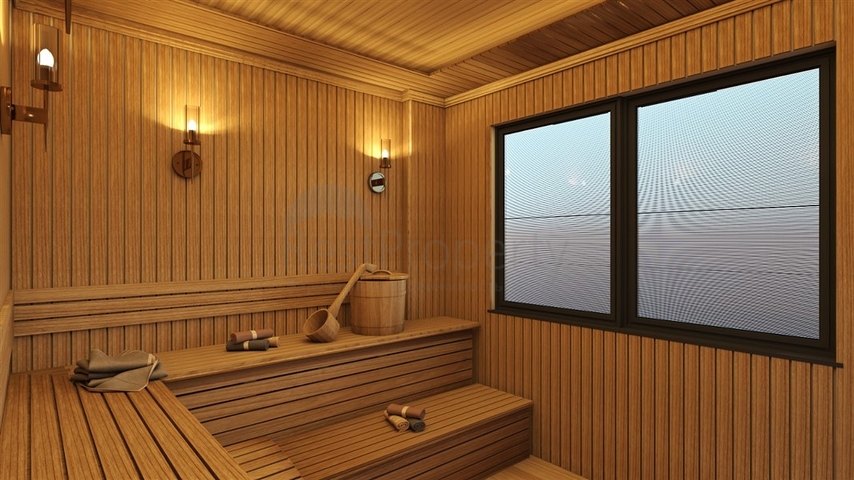 يقع المجمع على بعد 150 متر من البحر في منطقة كيستيل