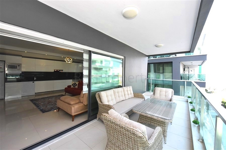 اطلالة بحر في كارجيجاك - شقة 2 غرفة وصالة -ضمن مجمع 5 نجوم -في كارجيجاك / الانيا 