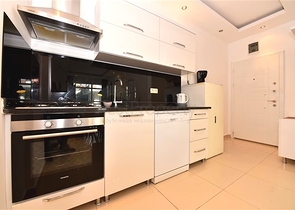 شقة غرفة وصالة في مركز الانيا - قريبة من شاطئ كليوباترا 