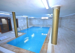 شقة غرفة وصالة في مركز الانيا - قريبة من شاطئ كليوباترا 