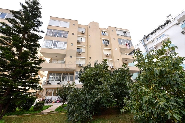 شقة مفروشة 3 + 1 بالقرب من البحر في منطقة أوبا